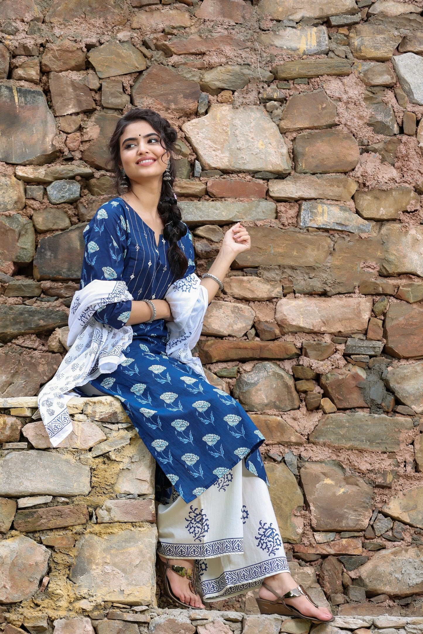 Women's Indigo & Offwhite Handblock Printed Kurta Set