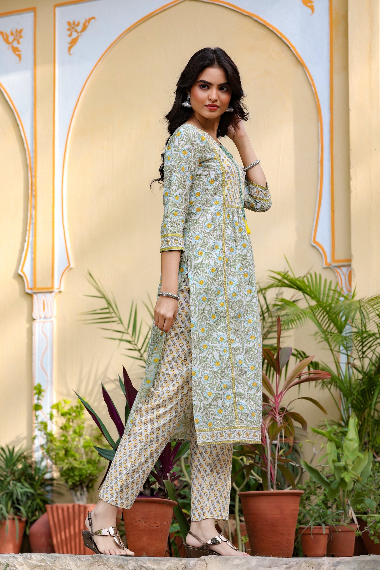 Women's Offwhite Printed Kurta Set