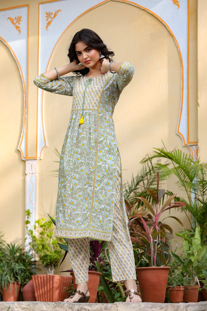 Women's Offwhite Printed Kurta Set