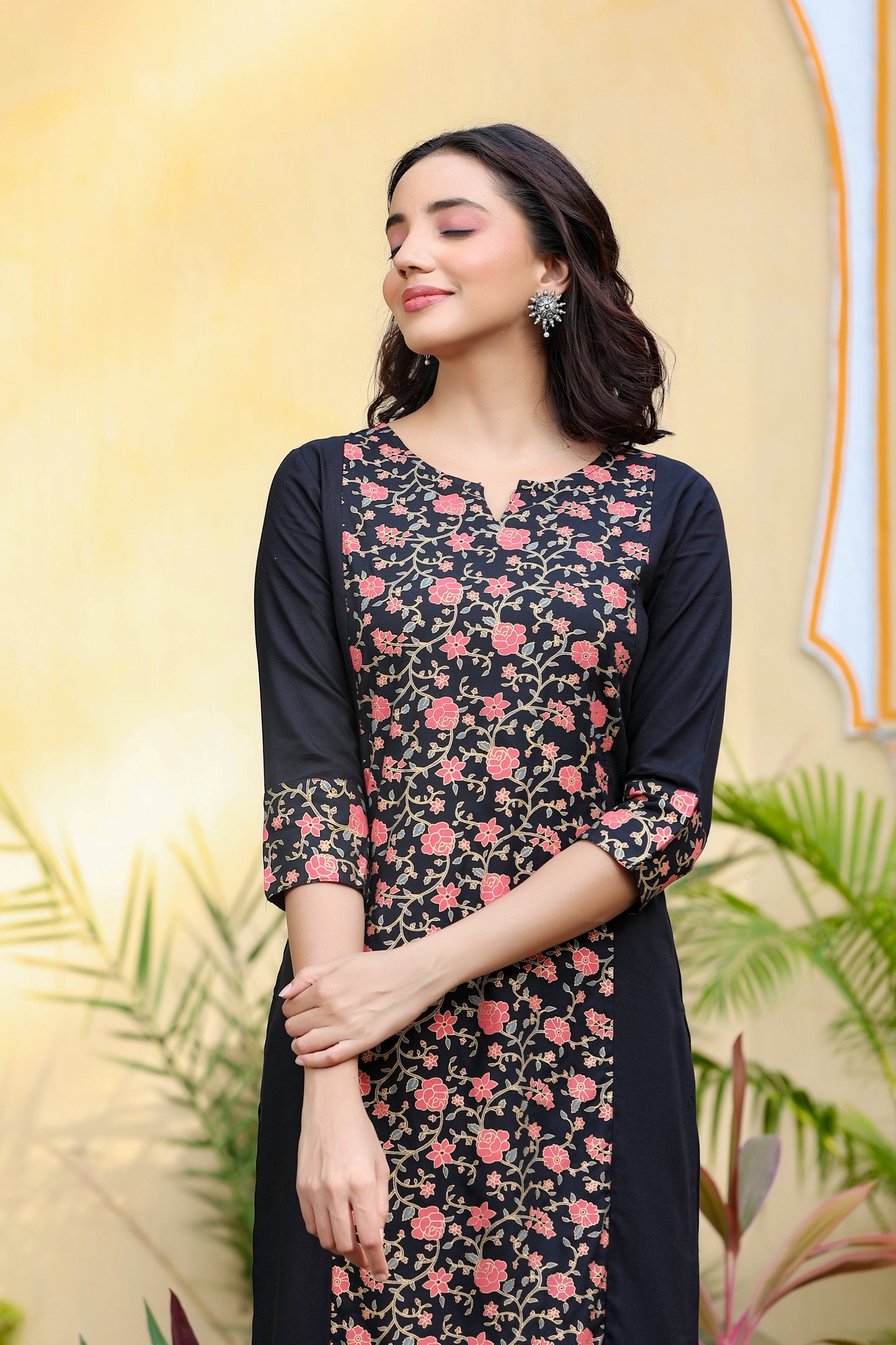 Women's Black & Pink Printed Kurta Set