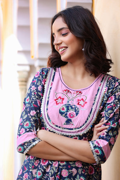 Women's Blue & Pink Printed Dress