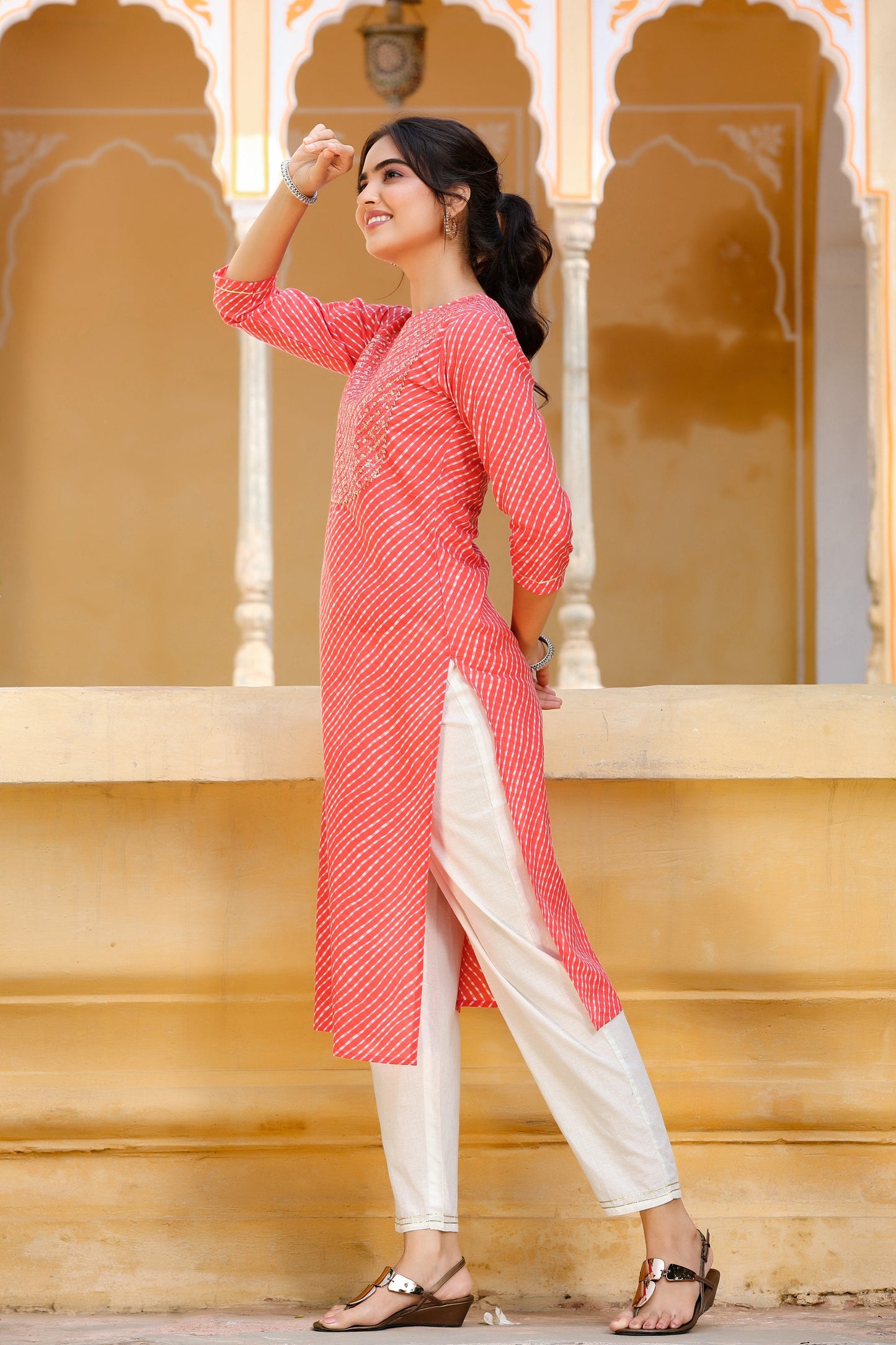 Women's Red Lehariya Kurta Set