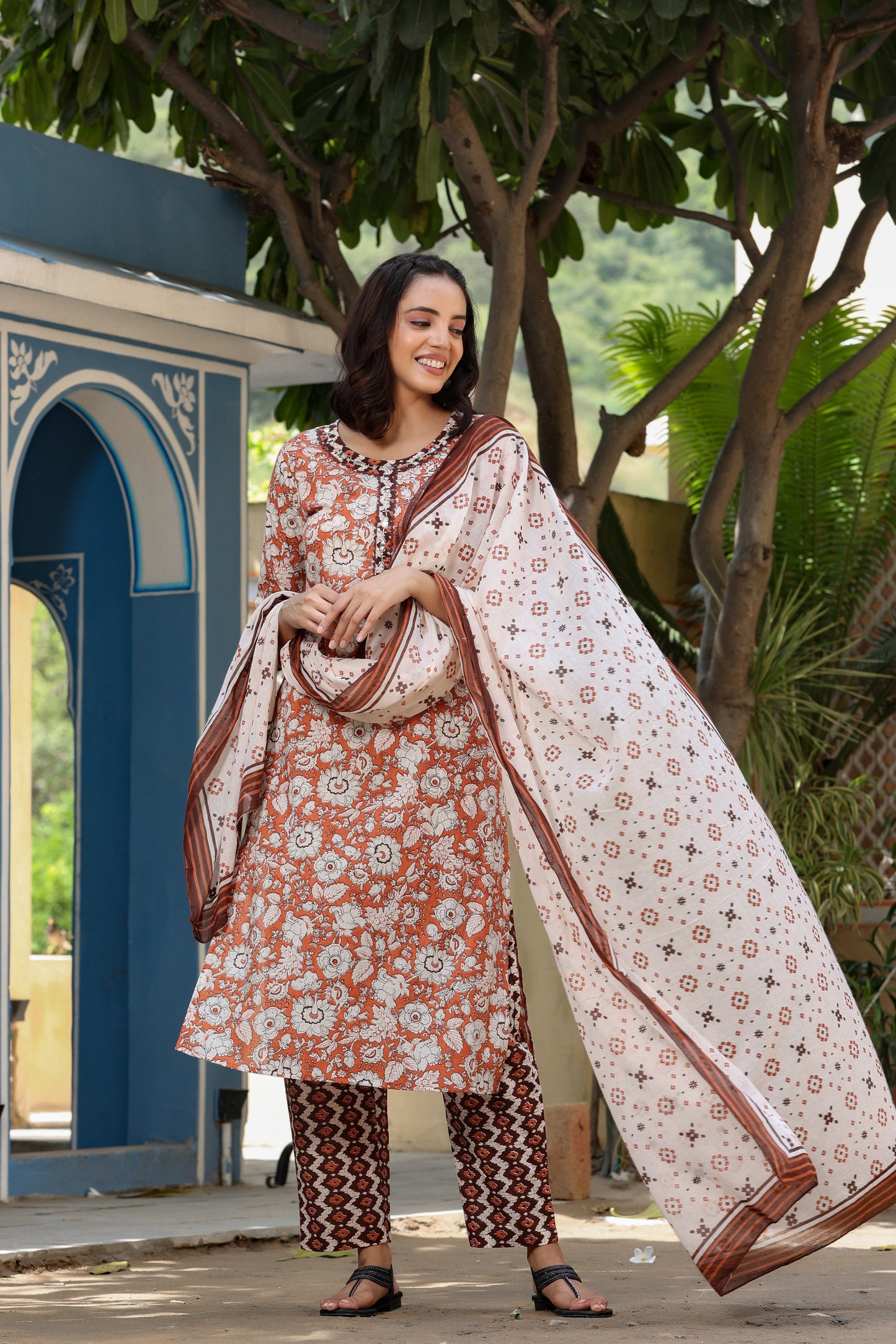 Women's Brown & Offwhite Printed Kurta