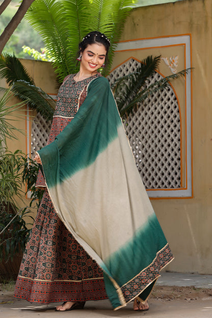 Women's Green & Red Short Kurti Dupatta Set