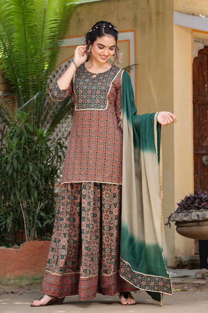 Women's Green & Red Short Kurti Dupatta Set