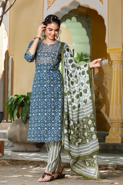 Women's Navy Blue & Green Kurta Set
