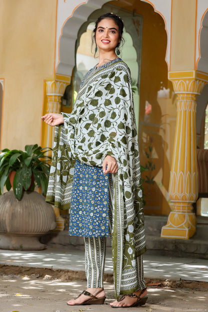 Women's Navy Blue & Green Kurta Set