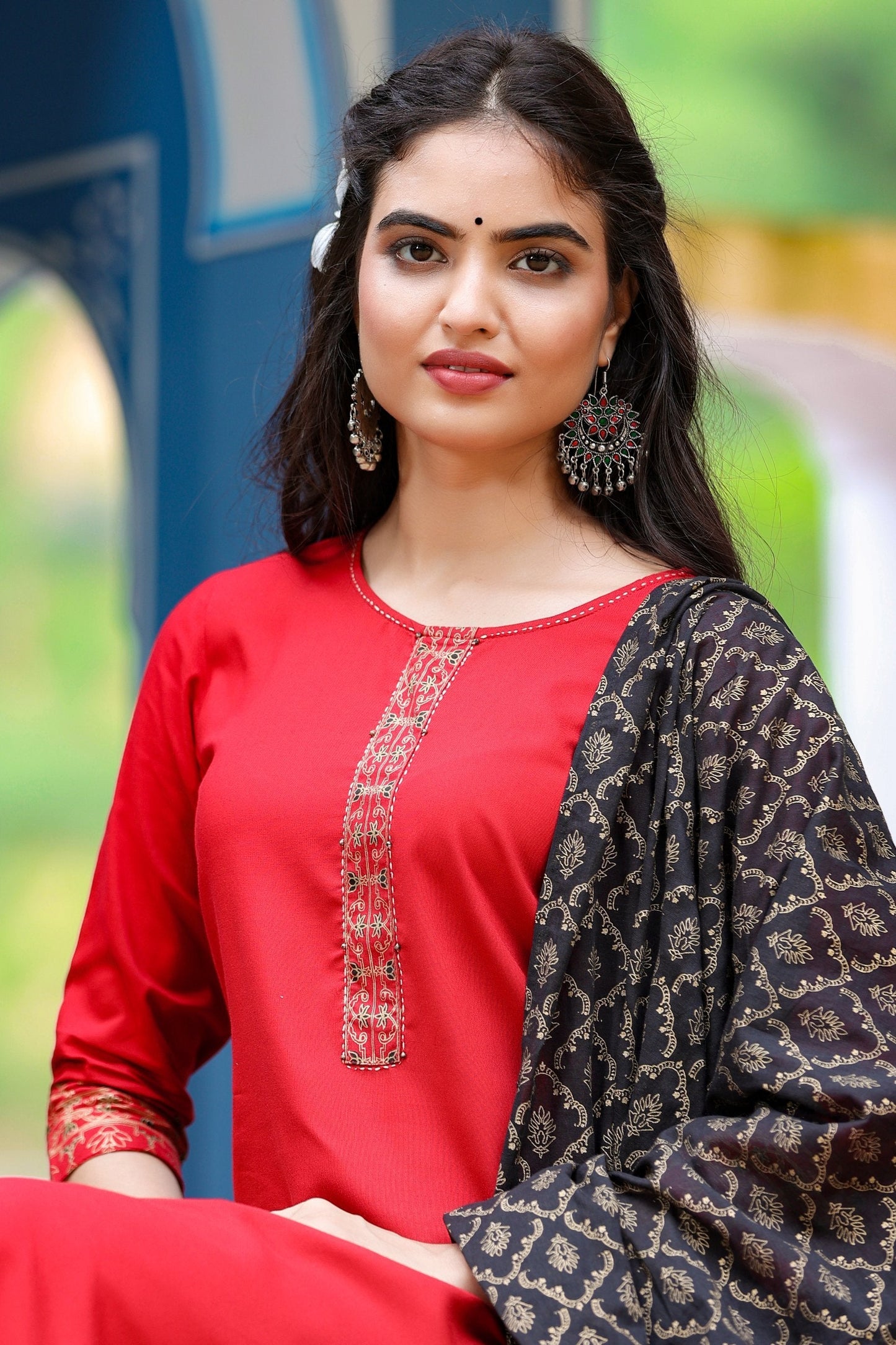 Women's Maroon & Black Solid Kurta Set