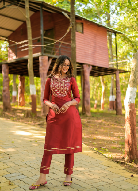Women's Maroon Taffeta Silk Embroidered Straight Aari Work Kurta Trouser Set With Dupatta