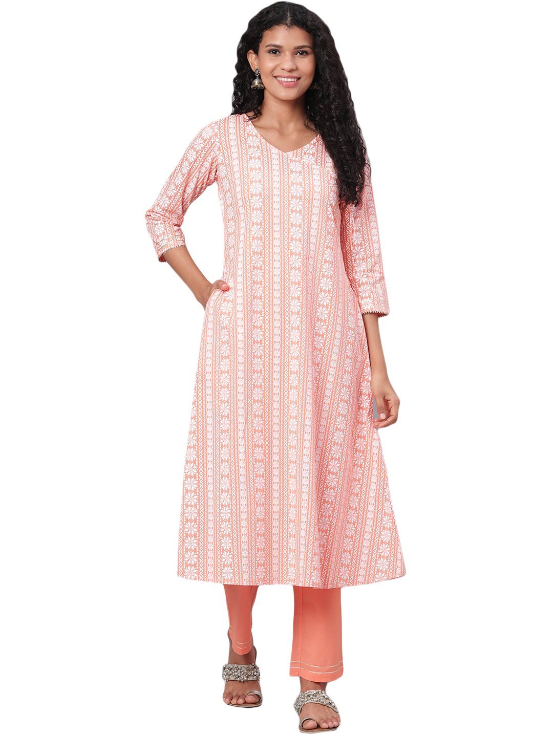 Women Peach Printed Cotton Kurta & Pant Set by Myshka (