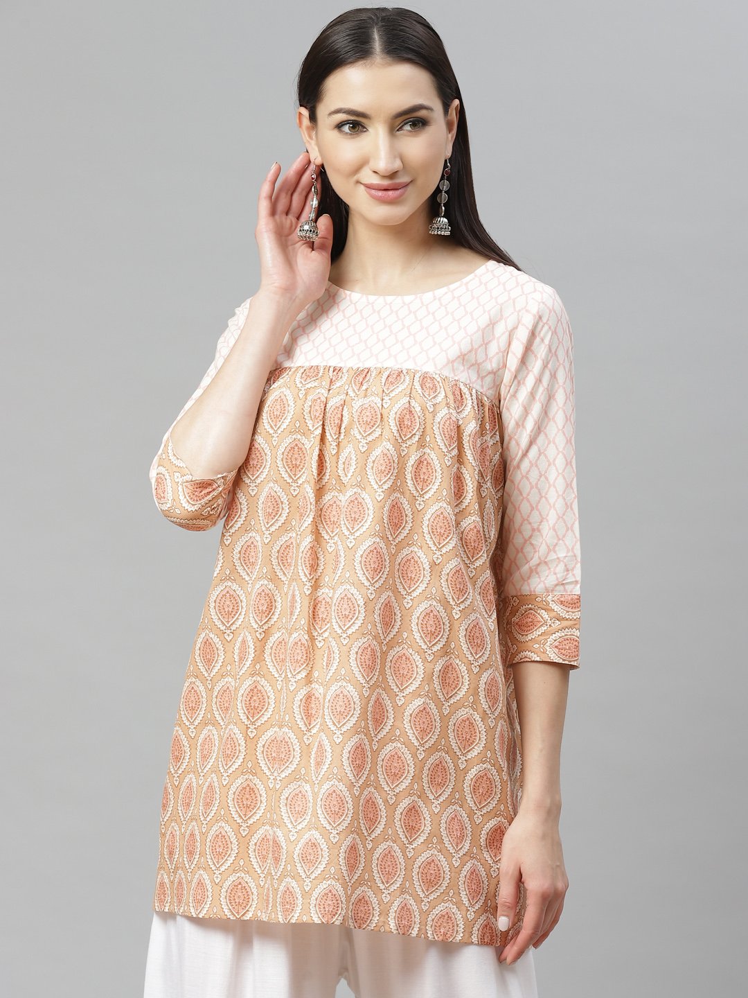 Women's Beige Cotton Printed Printed 3/4 Sleeve Round Neck Casual Tunic
