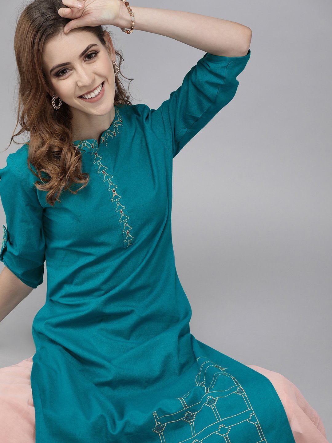 Women's Rama Green Embroidered Kurta
