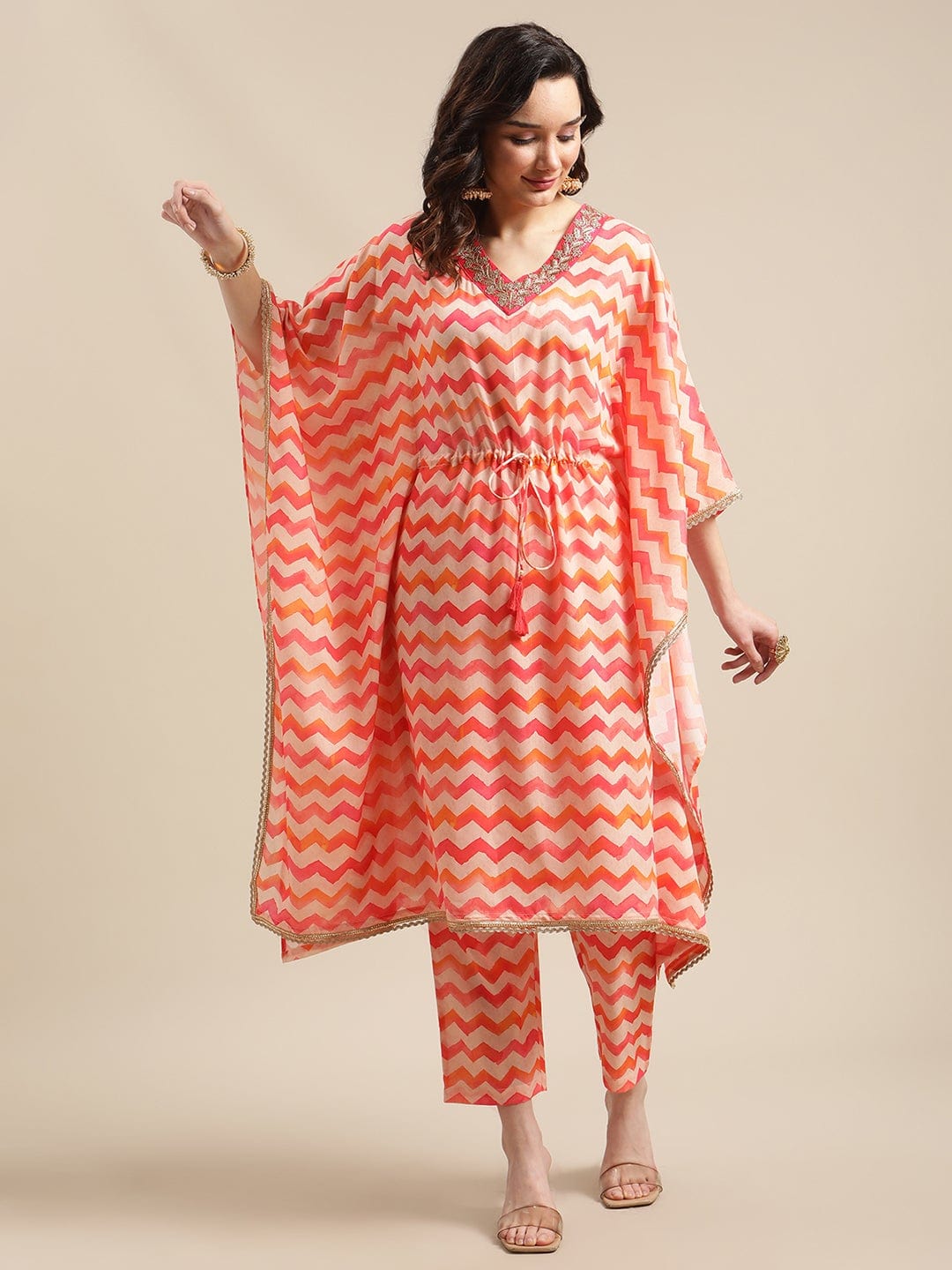 Women's Coral Chivron Printed Kaftan Set Zari Embroidery On Neckline