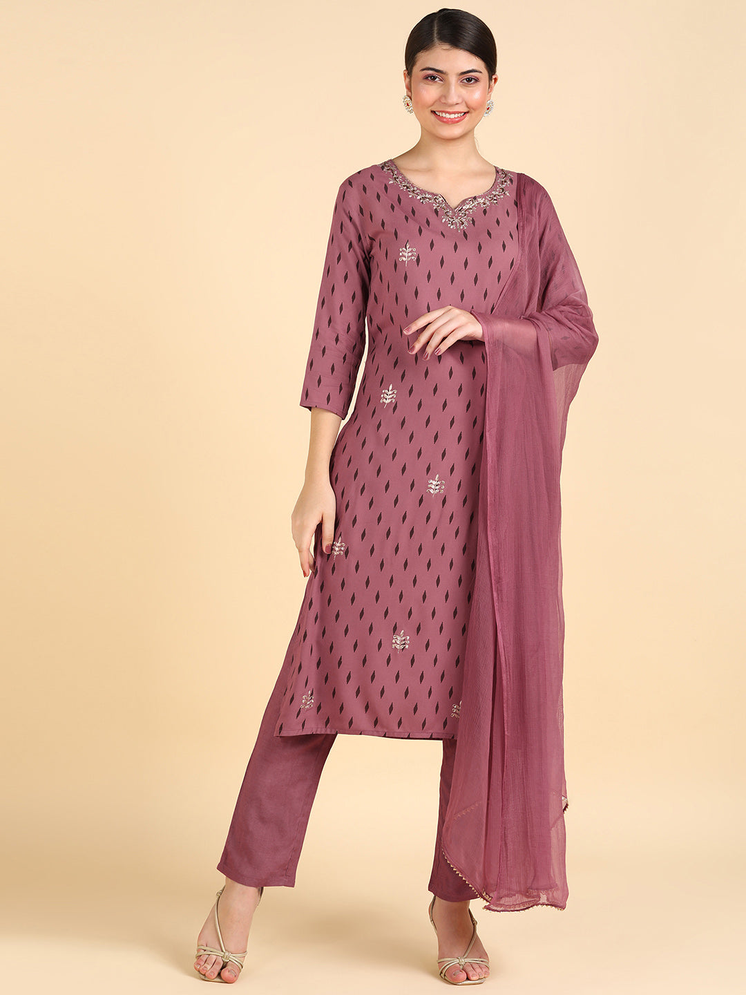 Color_Maroon