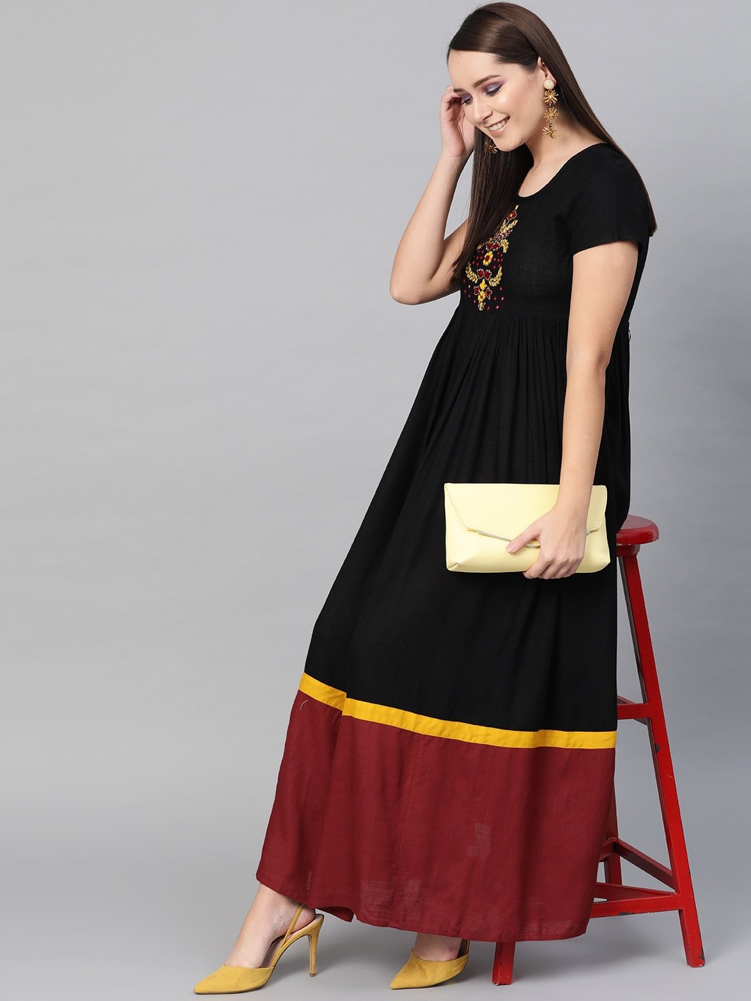 Women's  Black Solid Maxi Dress