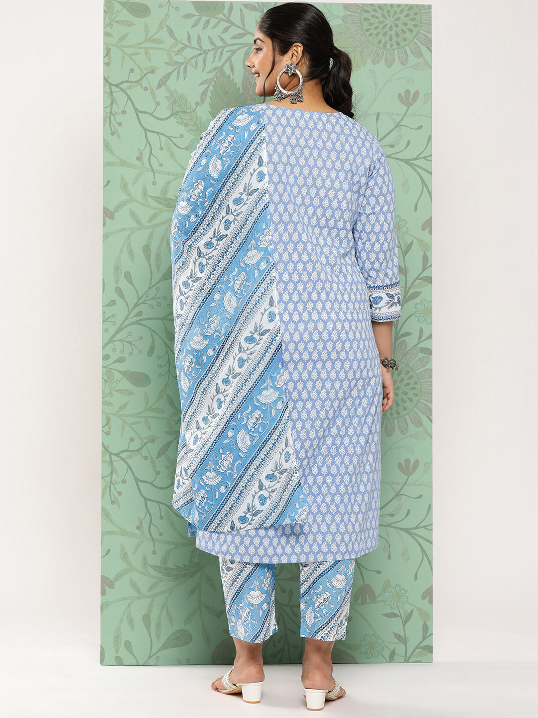 Women's Blue Paisley Straight Kurta Trouser And Dupatta Set