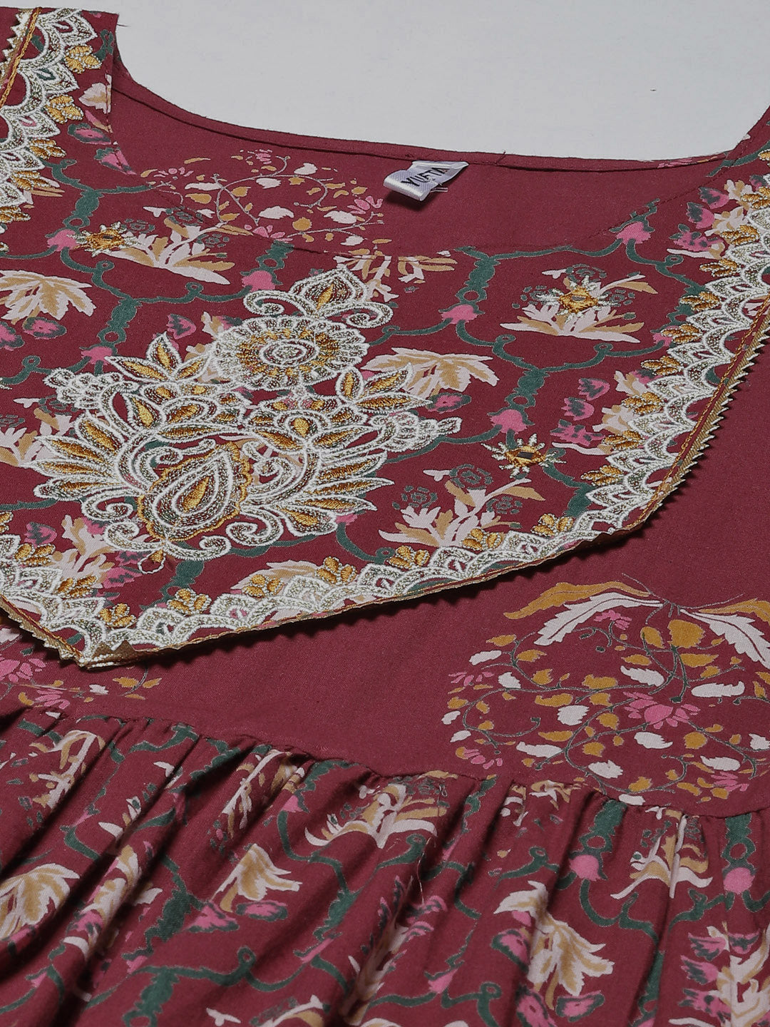Color_Maroon