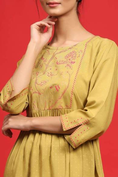 Rayon Slub Polka Print Peplum Tunic With Mask