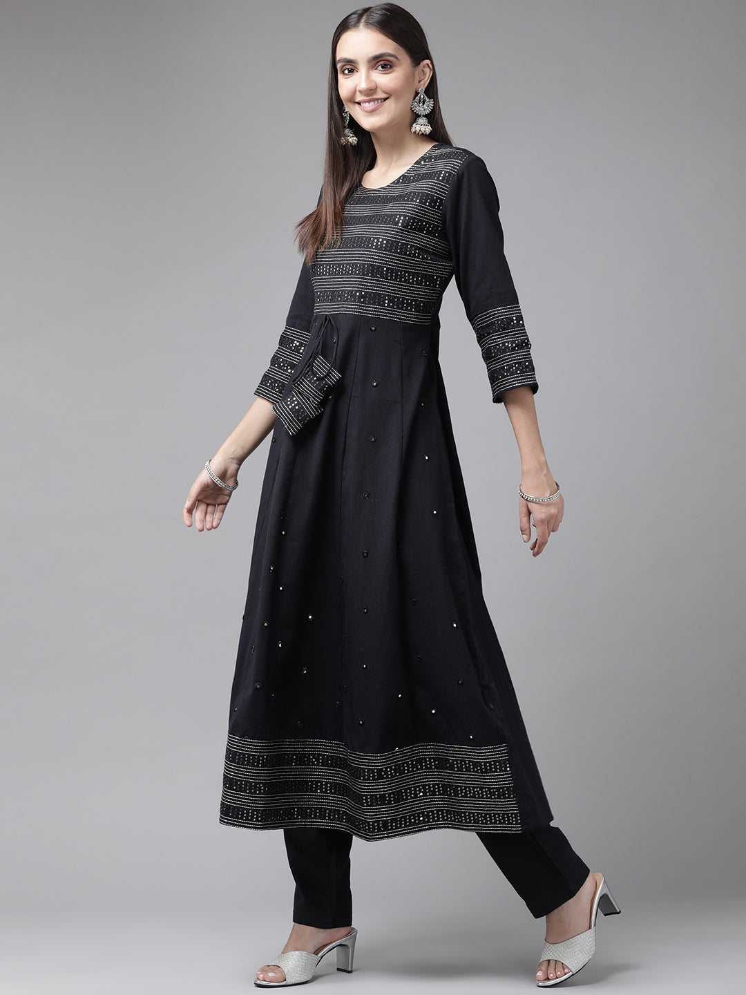 Color_Black