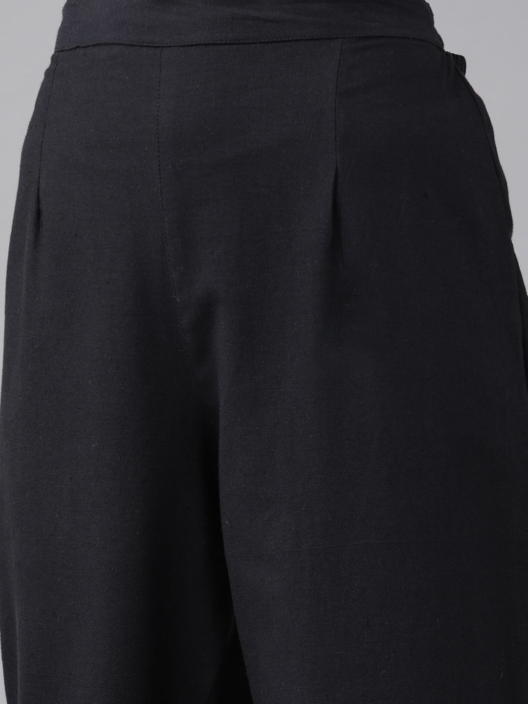 Color_Black