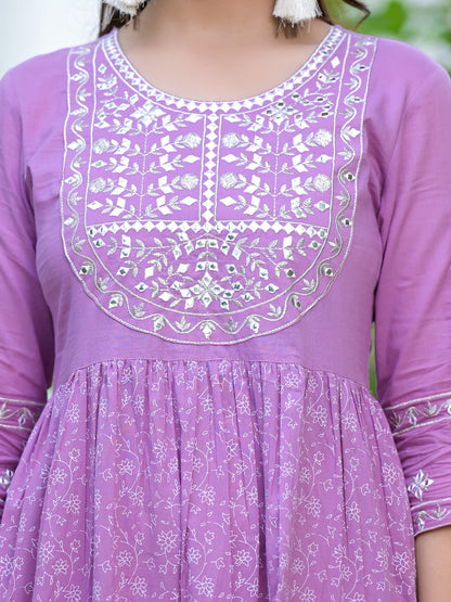 Women's Lavender Embroidery Cotton Pleated Dress