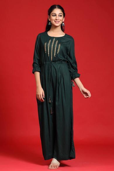 Jadegreen Rayon Slub Embroidered Jumpsuit With Mask