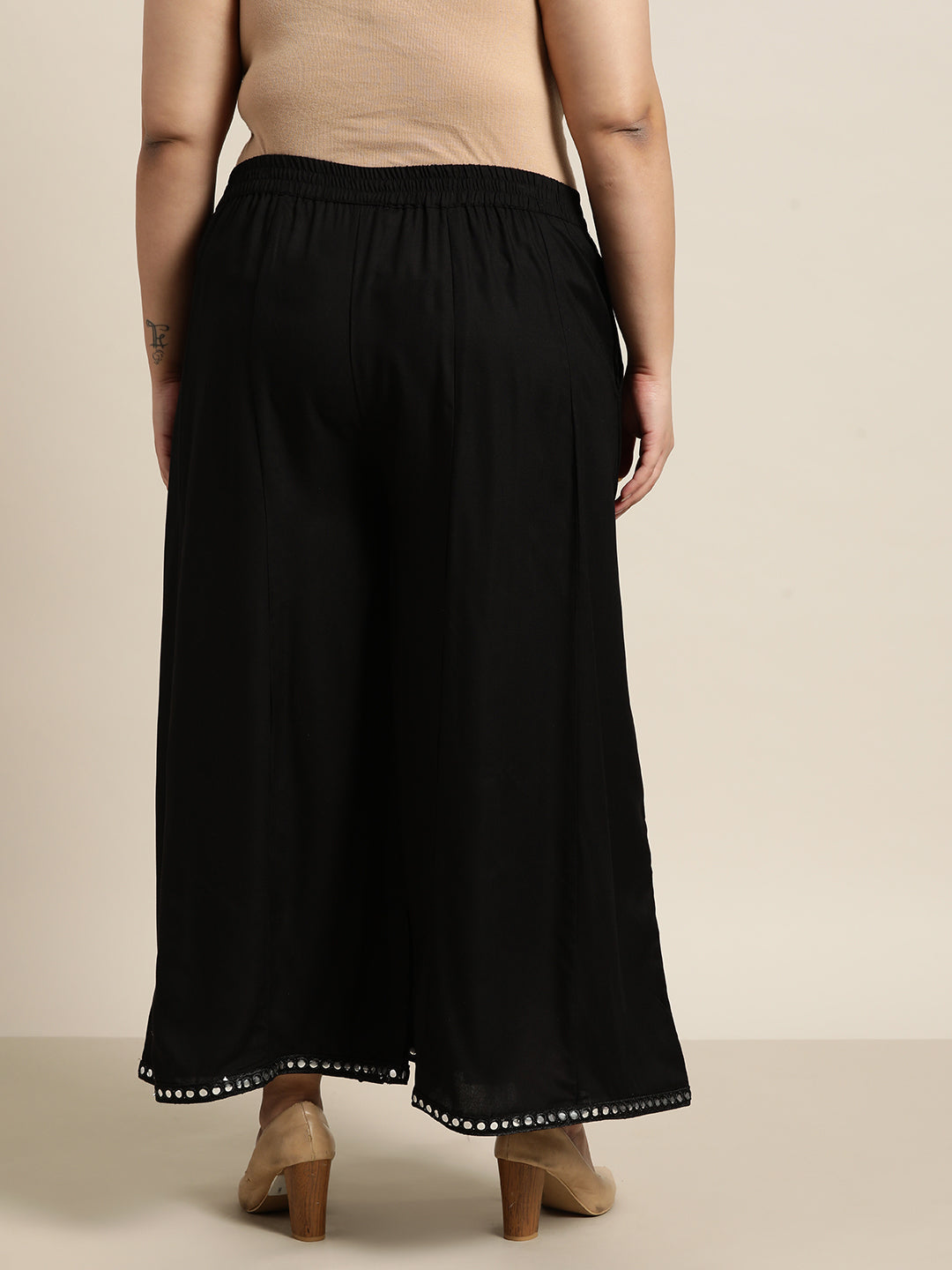 Color_Black