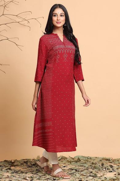 Maroon Rayon Slub Bandhani A-Line Kurta With Mask