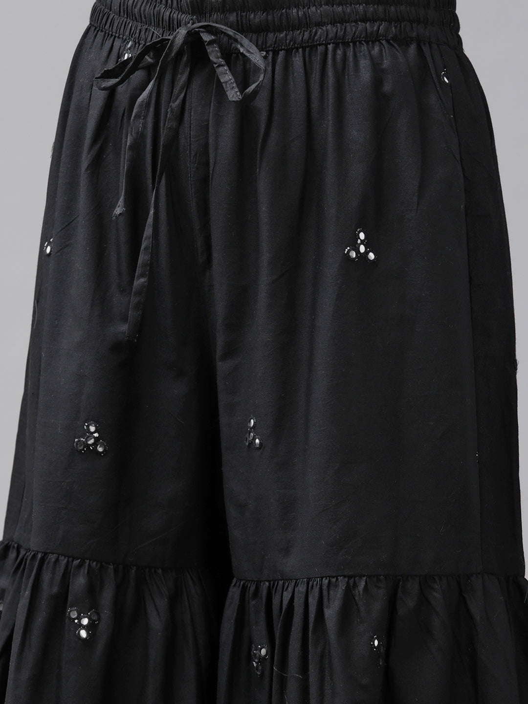 Color_Black
