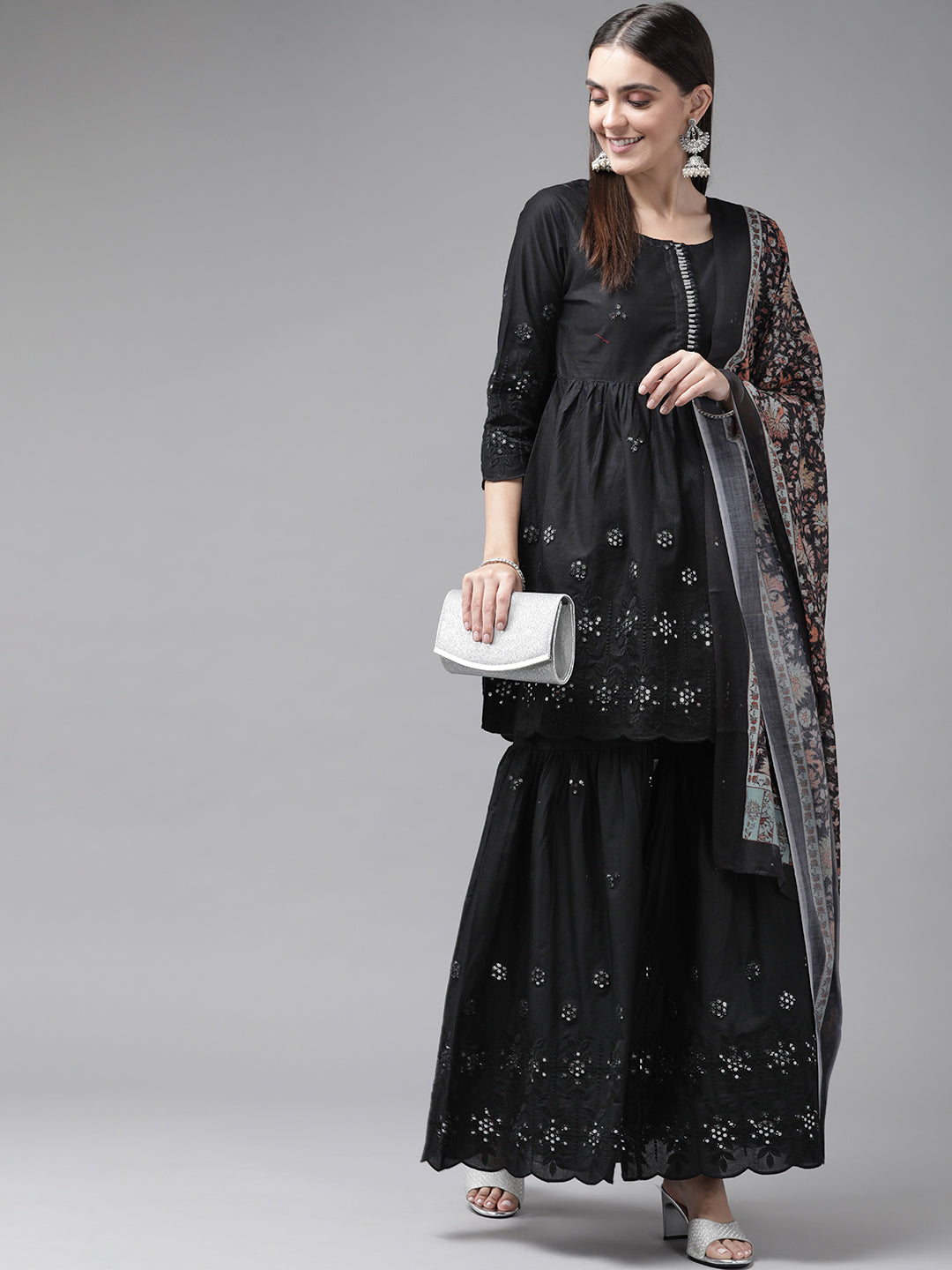 Color_Black