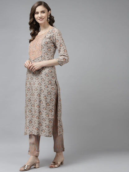 Color_Beige
