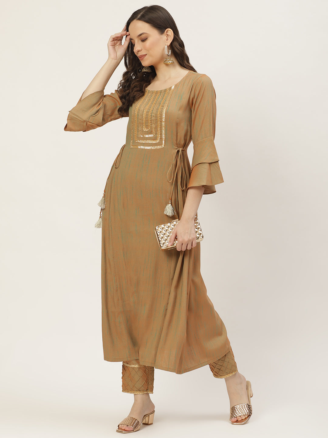 Women's Green Color Viscose Blend Floral A-Line Self Design Kurta Pant Set
