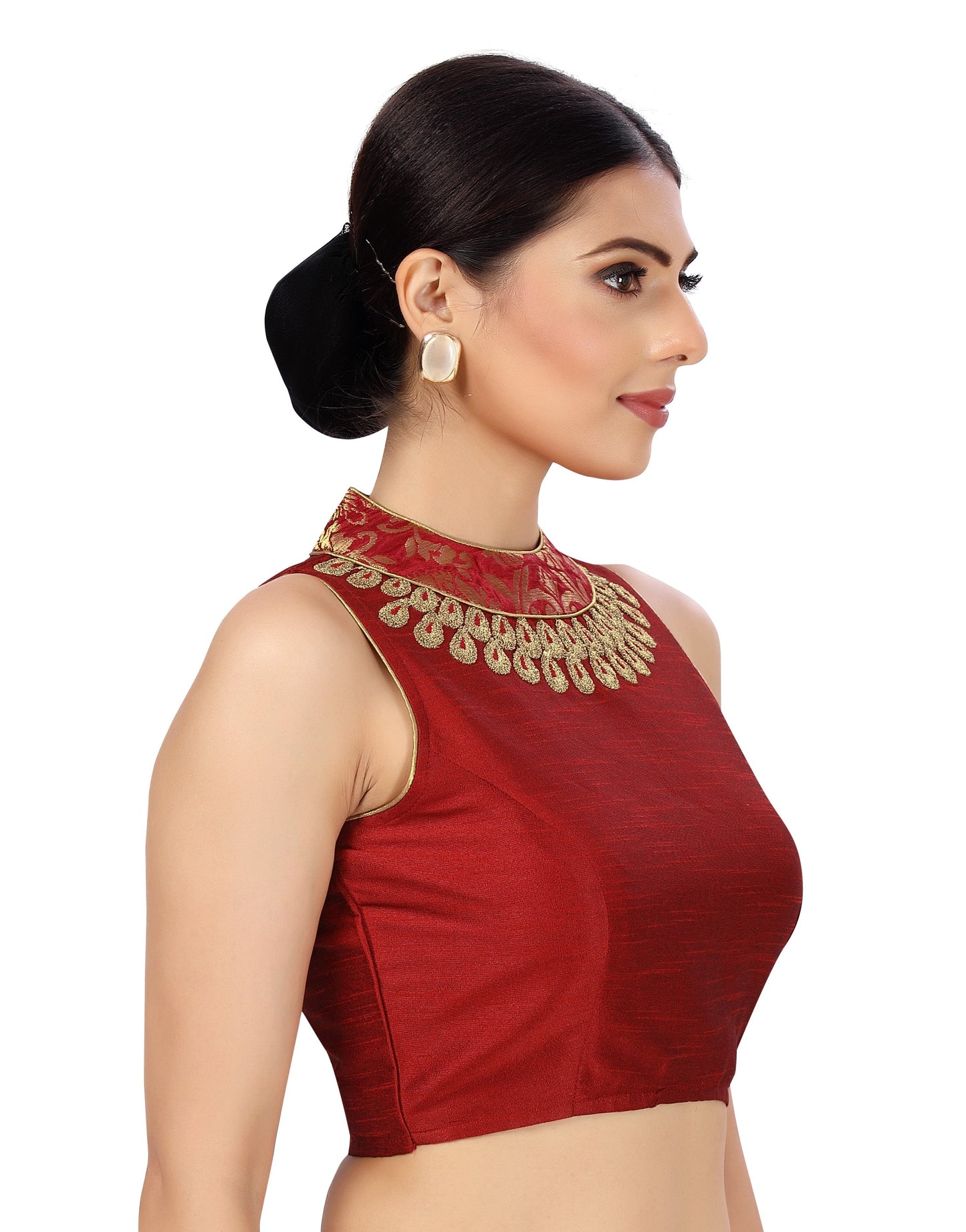 Women's Polyester Sleeveless Embroidered Saree Blouse with Brocade Collar.