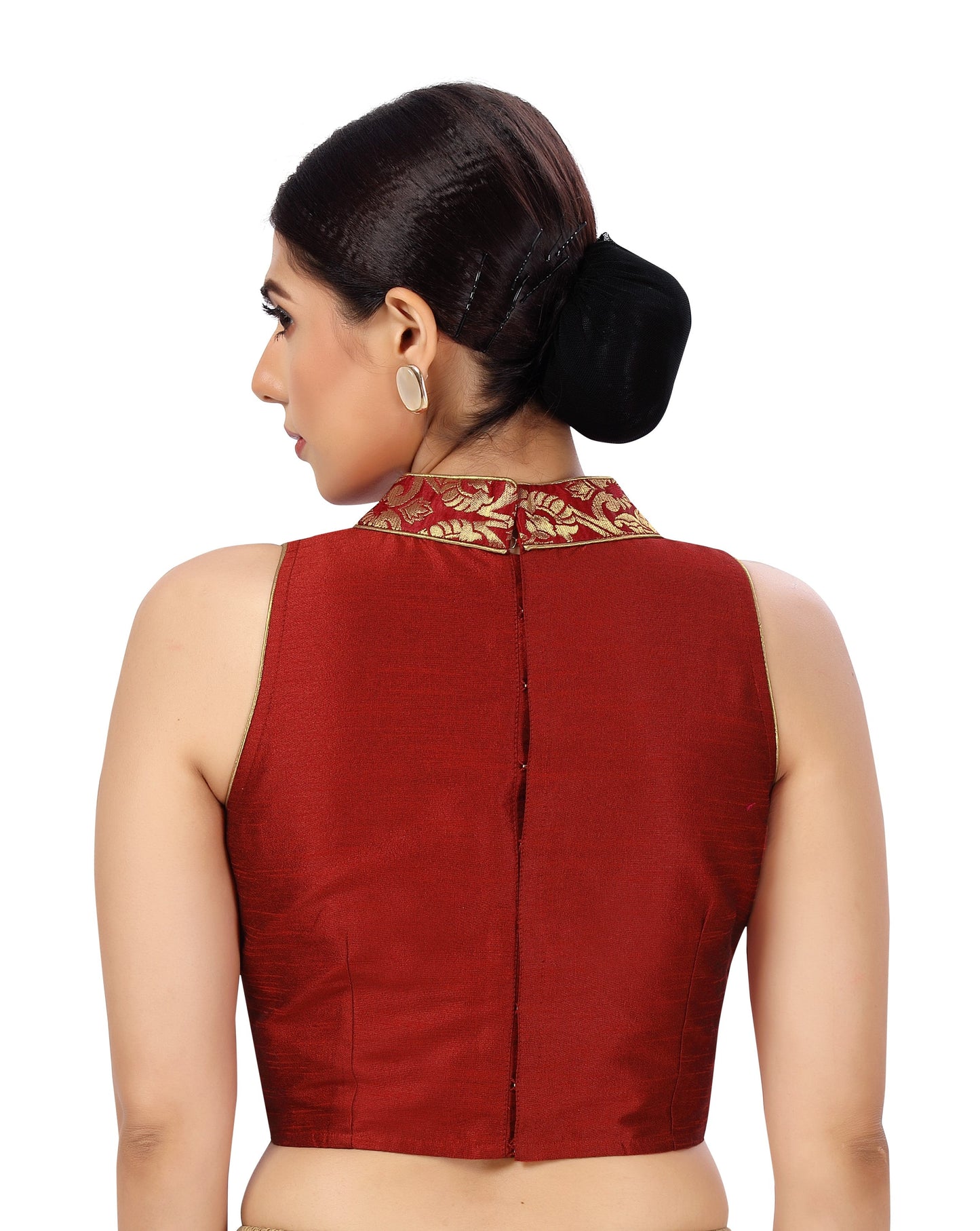 Women's Polyester Sleeveless Embroidered Saree Blouse with Brocade Collar.