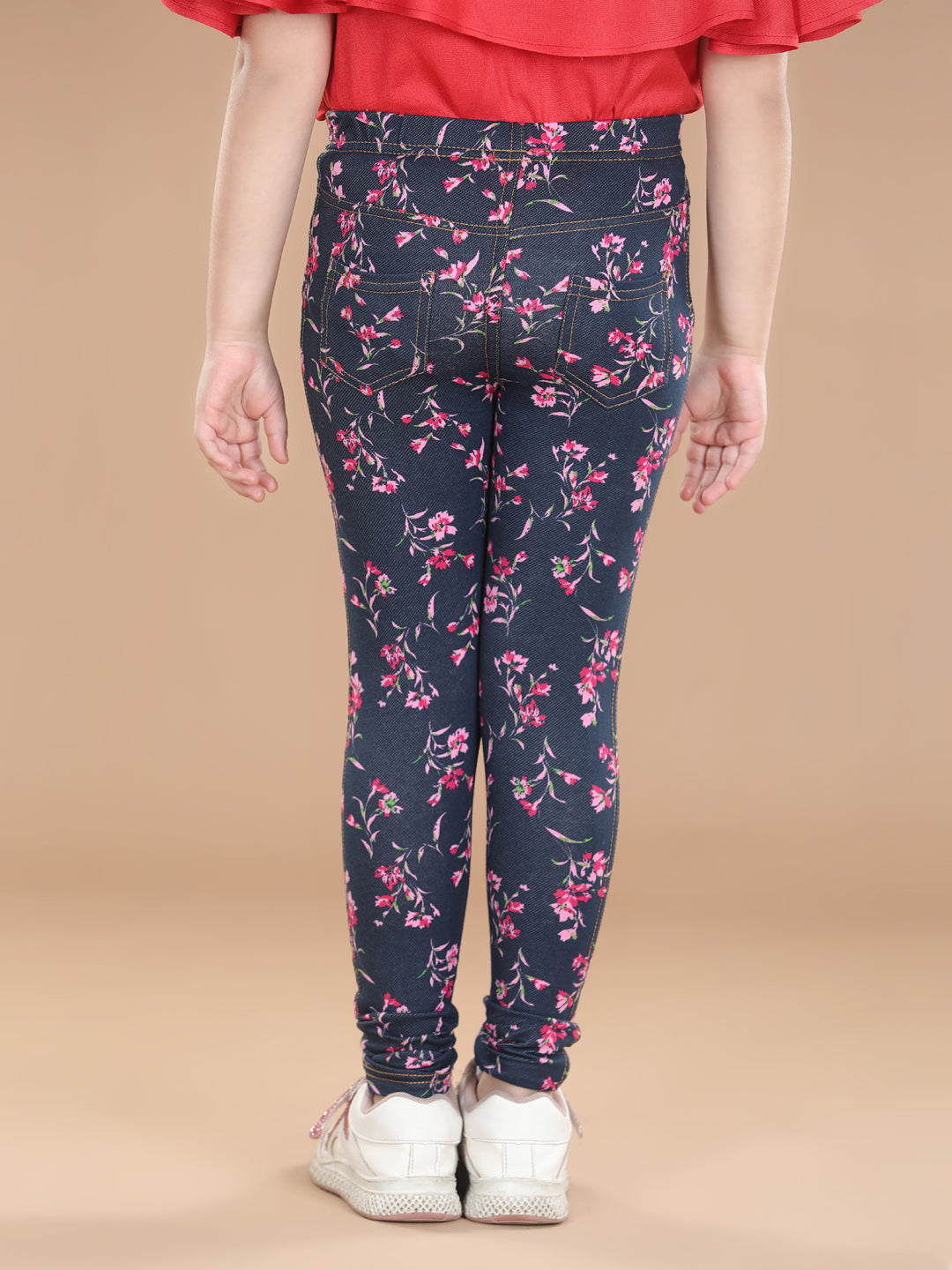 Color_Black & Pink