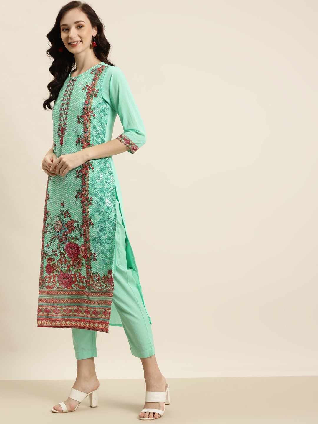 Women's Georgette Embroidered Straight Kurta Pant Dupatta Set