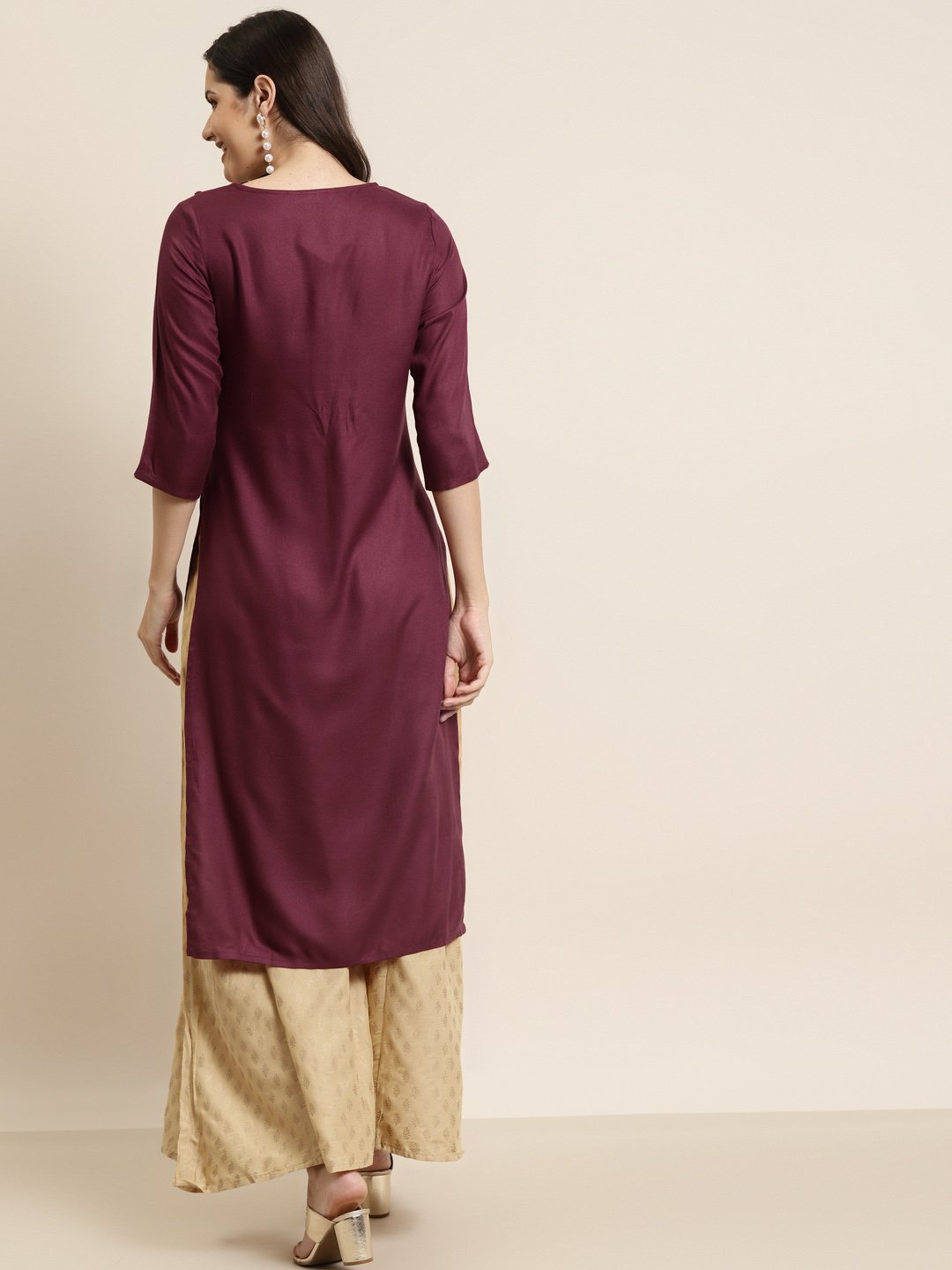 Women's Rayon Moss Embroidered Straight Kurt