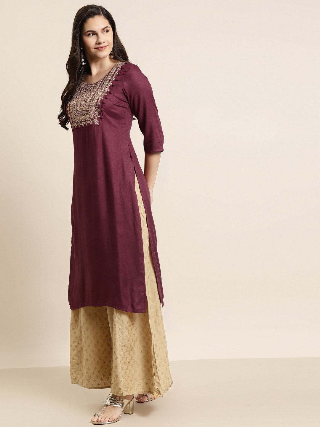 Women's Rayon Moss Embroidered Straight Kurt