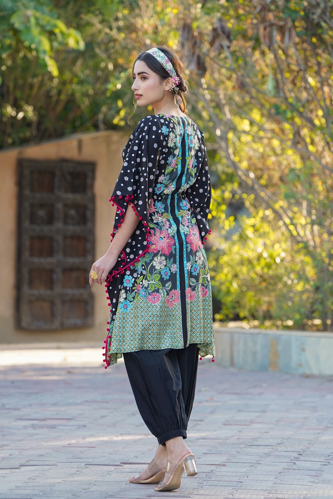 Women's  Black Rayon Printed Straight Kaftan