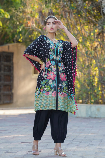 Women's  Black Rayon Printed Straight Kaftan