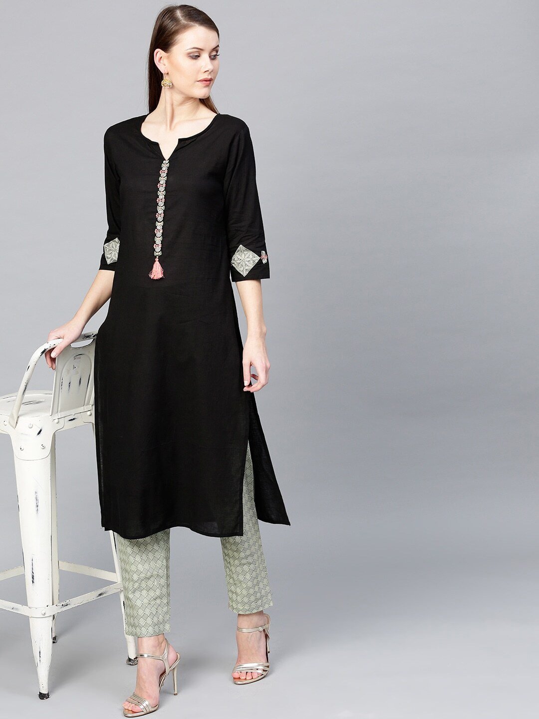 Color_Black
