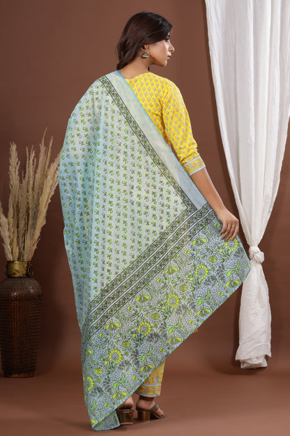 Women's Yellow Printed Kurta Set