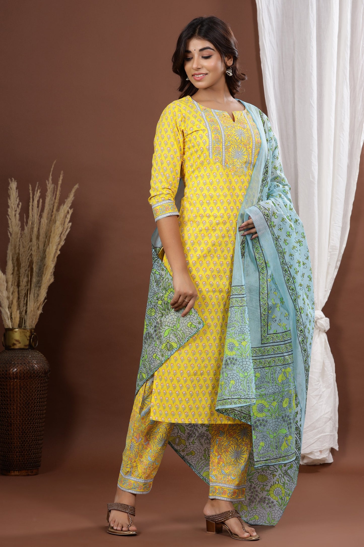 Women's Yellow Printed Kurta Set