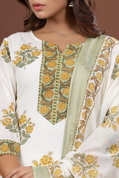 Women's White Printed Kurta Set