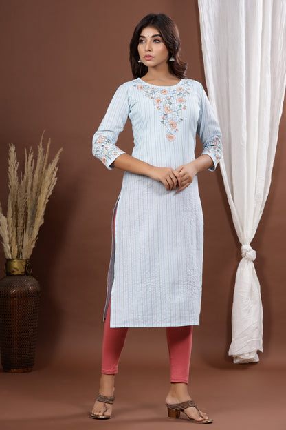 Women's Blue Embroidered Kurta