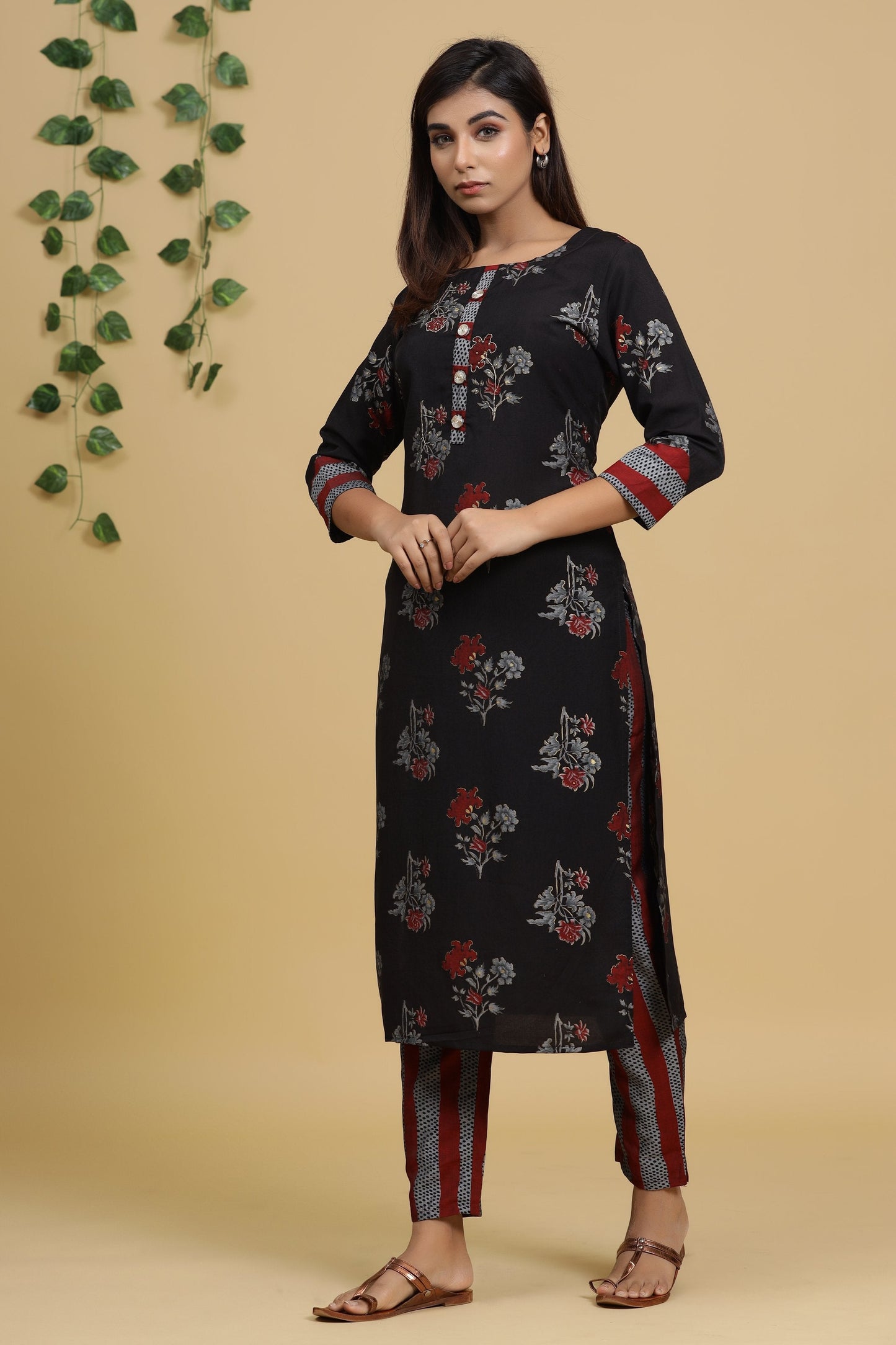 Women's Black Printed Kurta Set