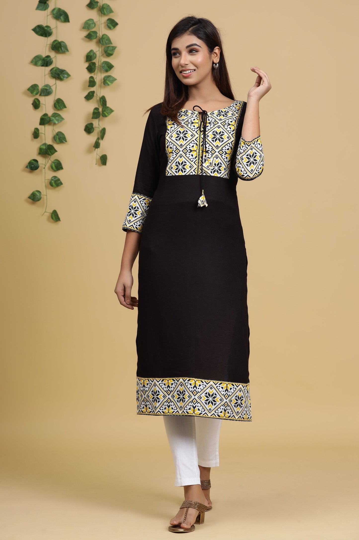 Women's Black Solid Printed Kurta