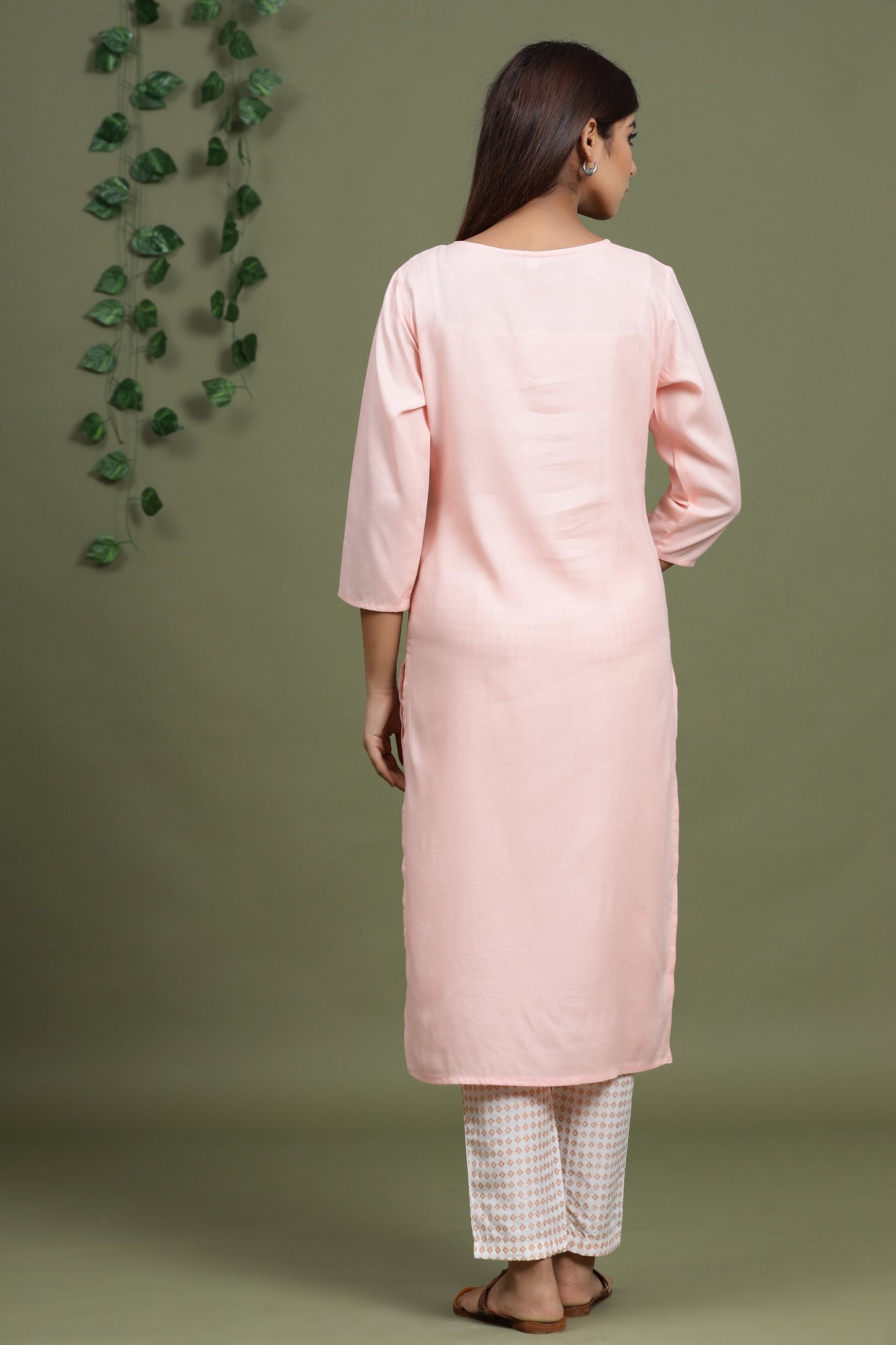Women's Peach Embroidered Kurta Set
