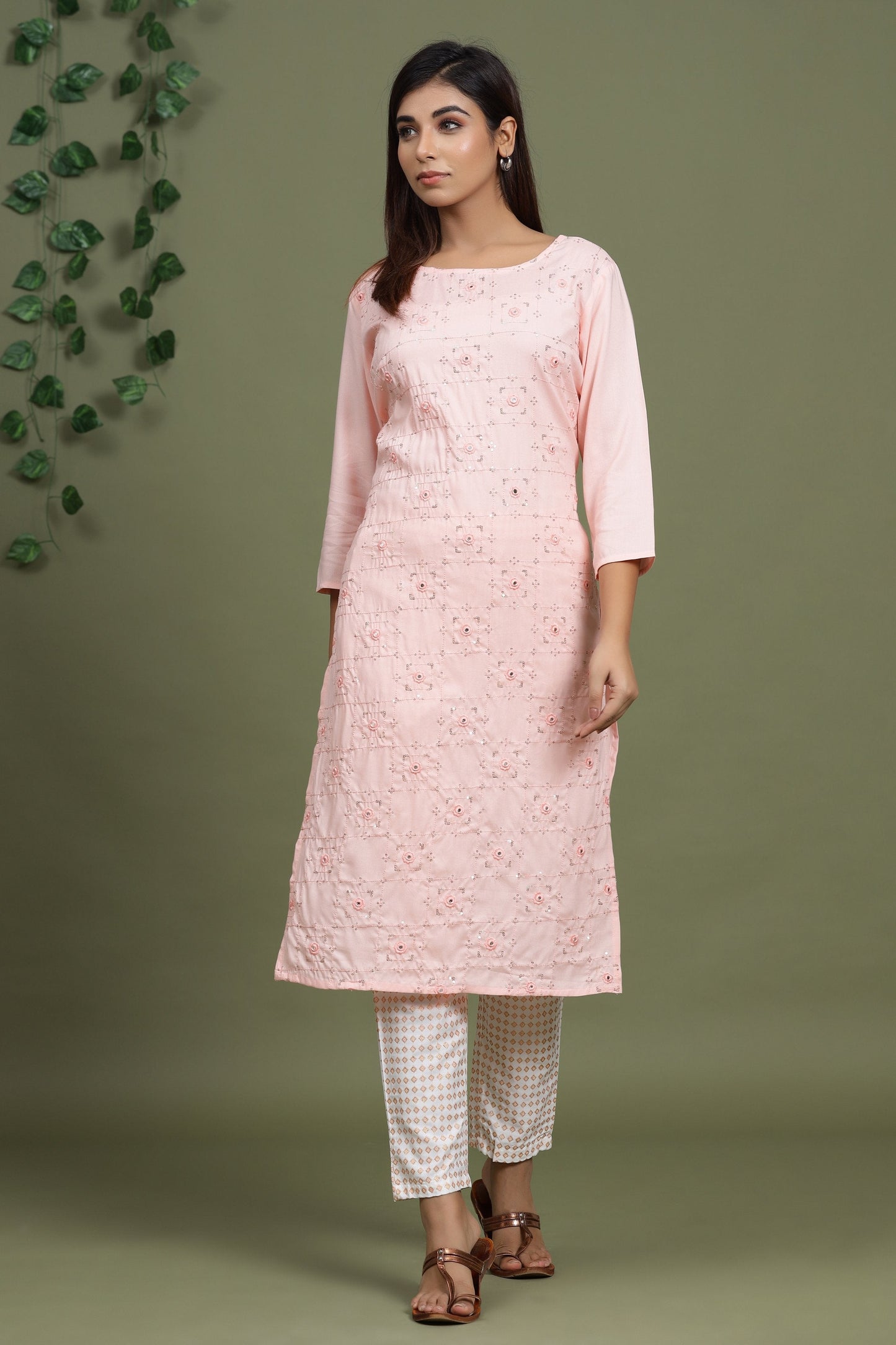 Women's Peach Embroidered Kurta Set