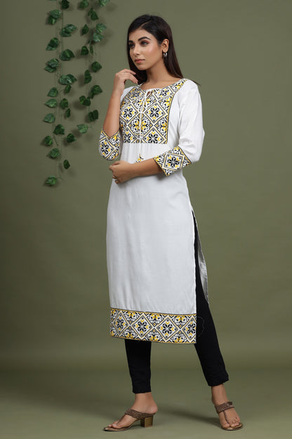 Women's White Solid Printed Kurta